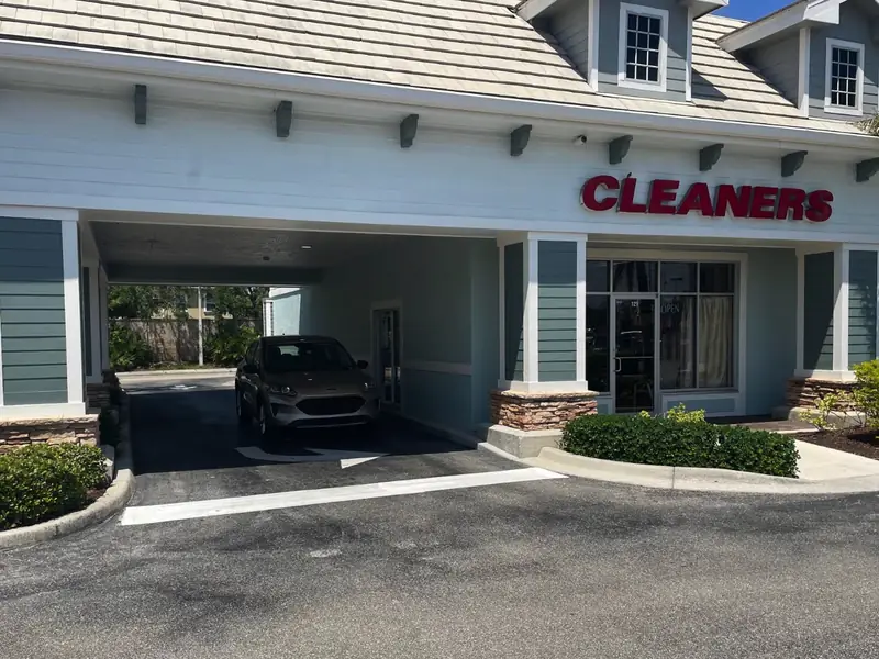 Verandah Cleaners on Palm Beach Boulevard
